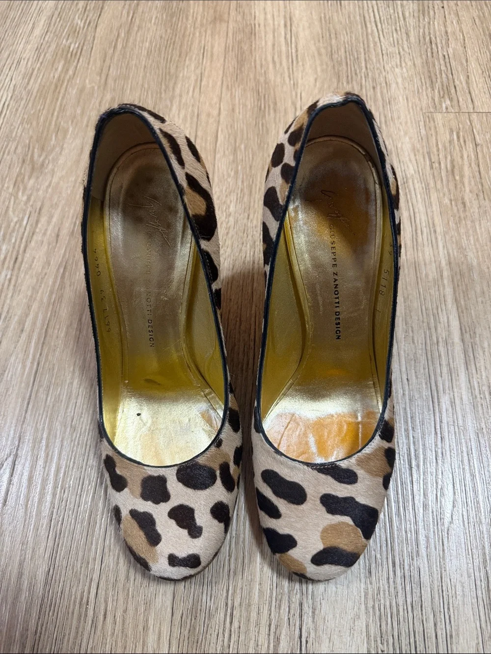 Giuseppe Zanotti design Leopard Print Wedge Pumps with Red Patent Heel size 39